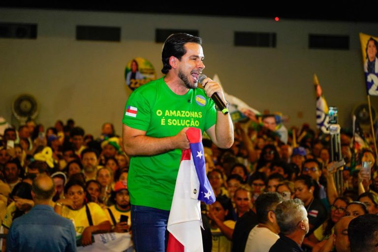 Manaus abraça Flávio: ao lado de Capitão Alberto Neto, candidato promete destravar o potencial do AM
