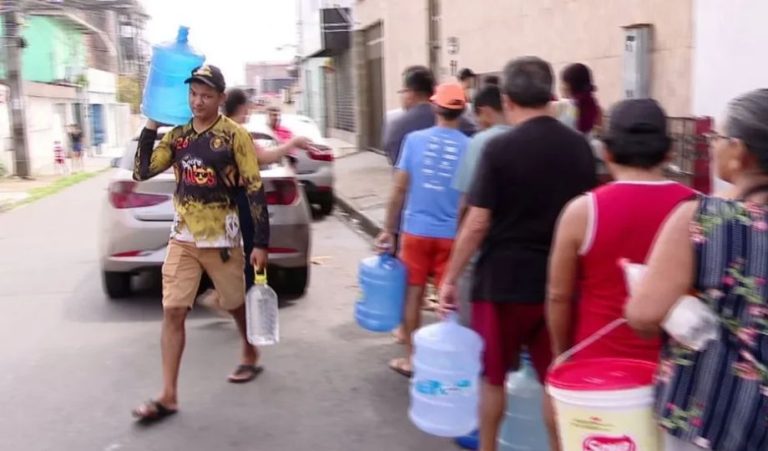 Rompimento de tubulação deixa 19 áreas de Manaus sem abastecimento de água
