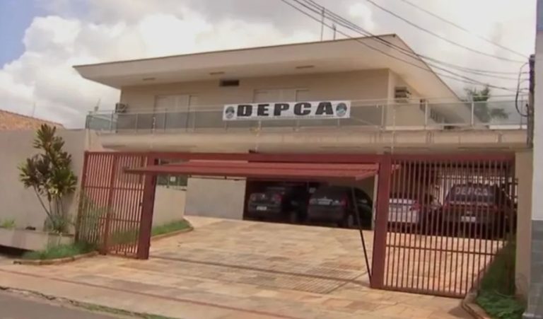 Homem é preso suspeito de @m3aç@r adolescente para obter imagens íntimas
