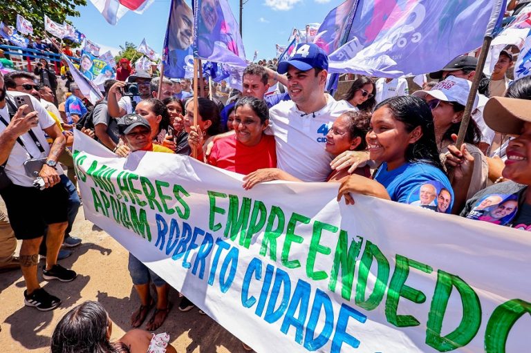 Roberto Cidade encerra agenda pelo interior em Parintins e apresenta propostas para fortalecer cadeias produtivas do Amazonas