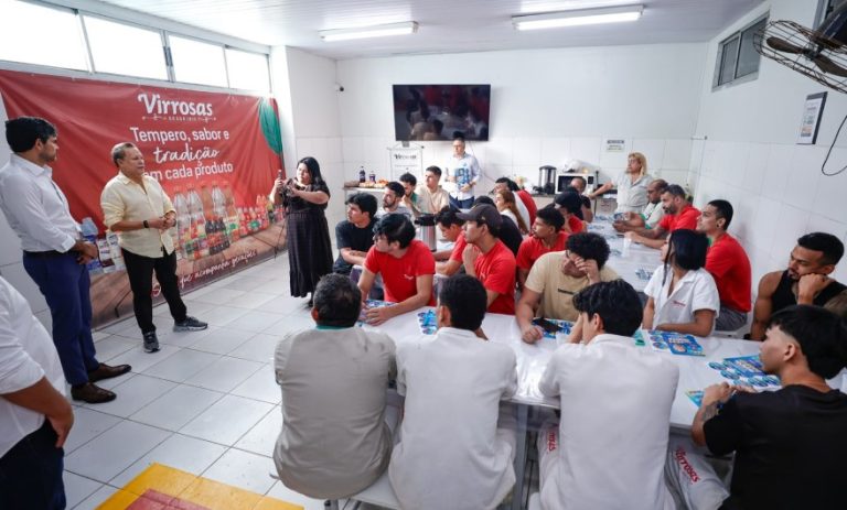 Adjuto Afonso visita fábrica Virrosas e reforça apoio à indústria amazonense