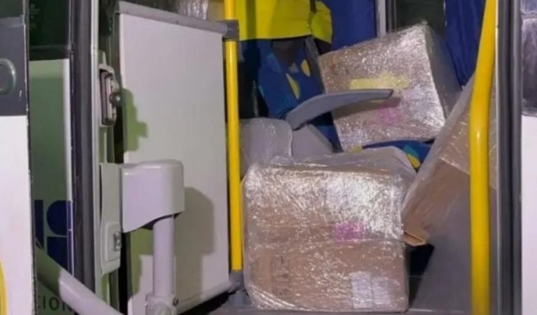 Carga de 2,5 toneladas de drogas é descoberta pela PM e dois homens acabam presos em Manaus