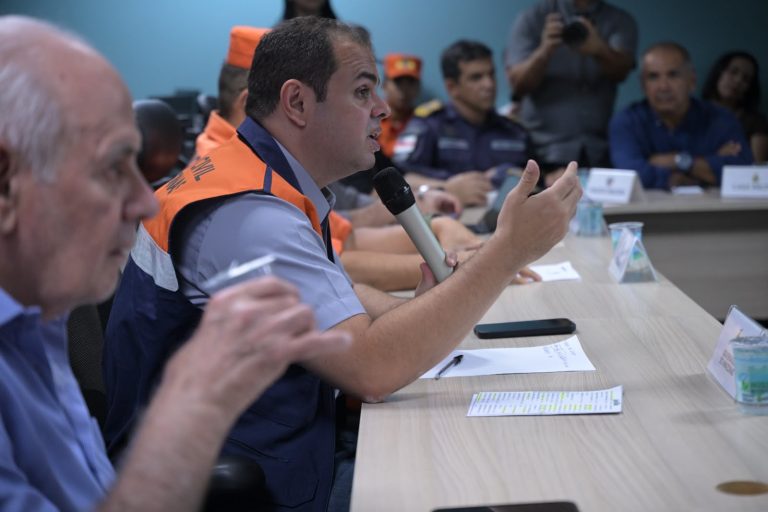 Governador Roberto Cidade coordena reunião do Comitê Climático e reforça ações de combate à estiagem e às queimadas